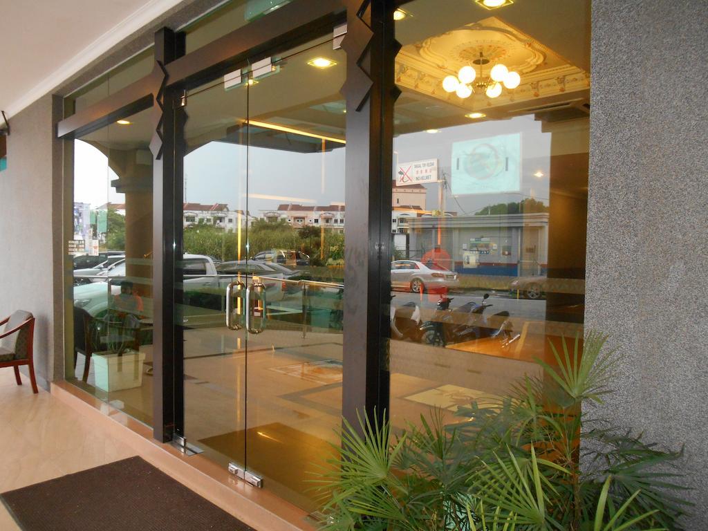 Sai Villa Hotel Near Klia & Klia2 Nilai Εξωτερικό φωτογραφία