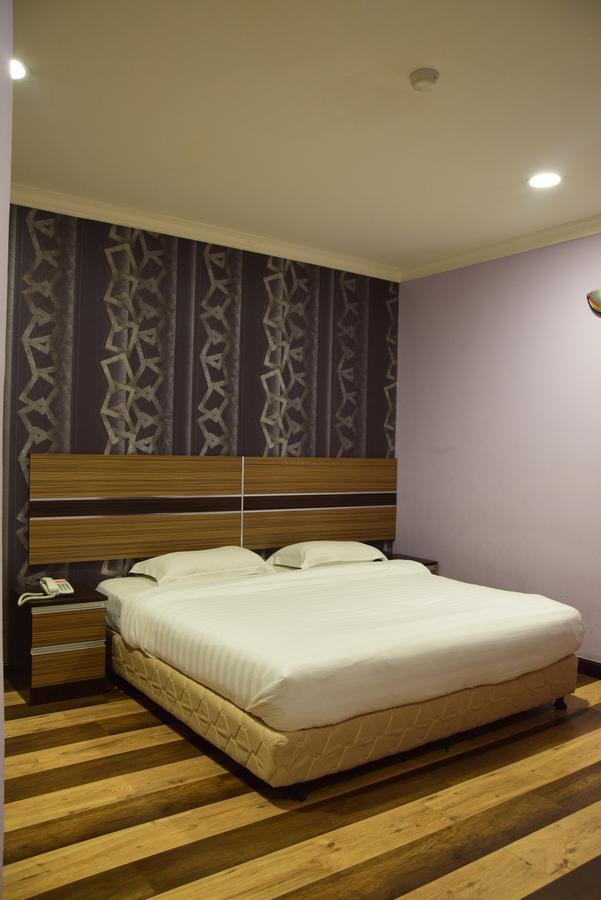 Sai Villa Hotel Near Klia & Klia2 Nilai Εξωτερικό φωτογραφία