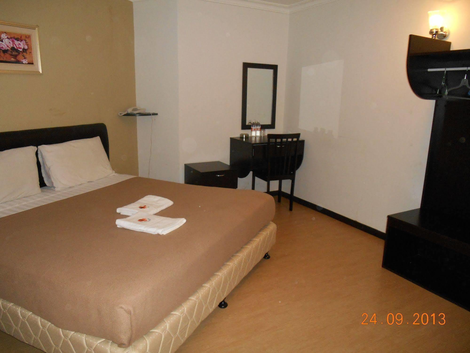 Sai Villa Hotel Near Klia & Klia2 Nilai Εξωτερικό φωτογραφία