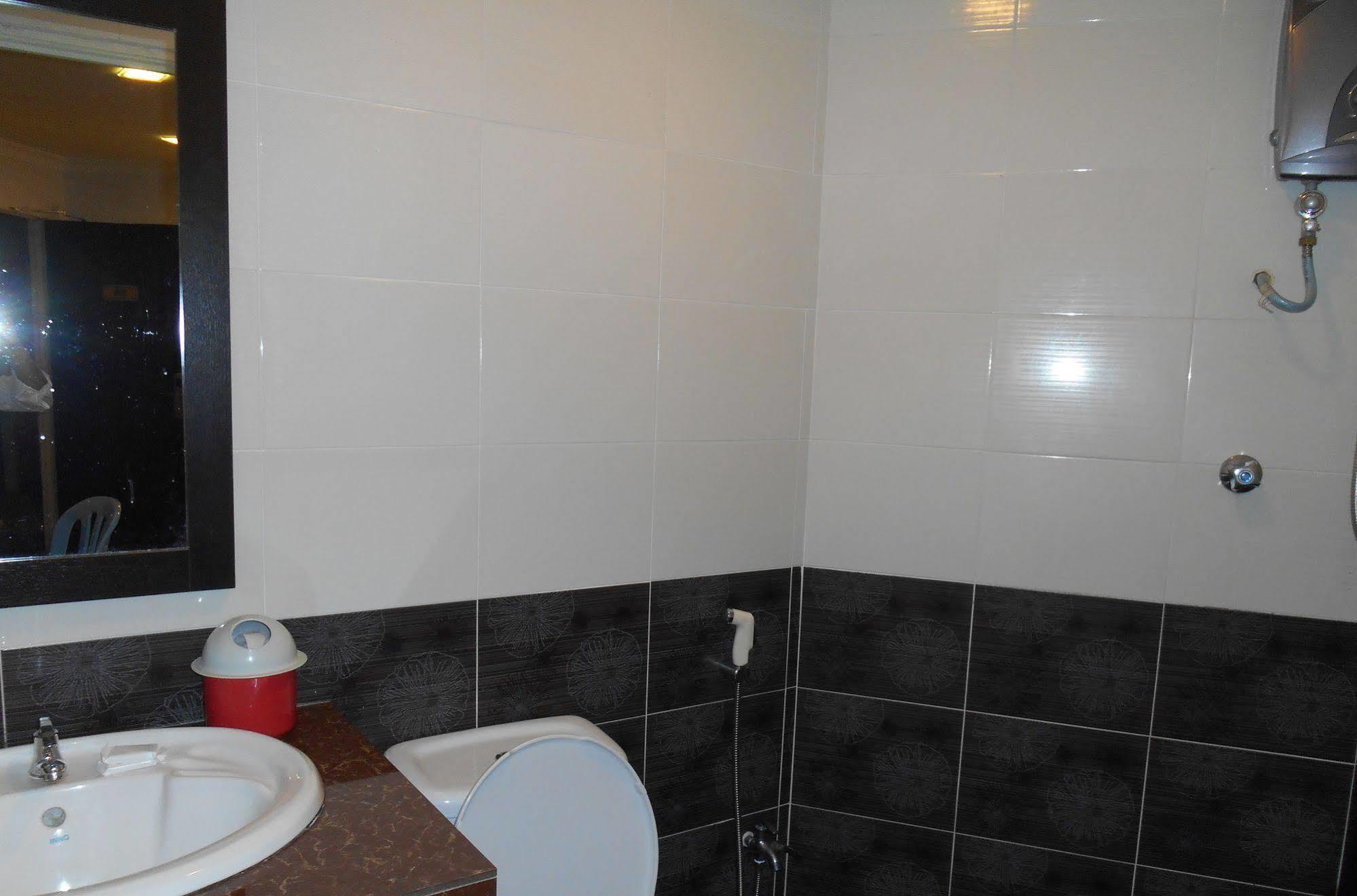 Sai Villa Hotel Near Klia & Klia2 Nilai Εξωτερικό φωτογραφία