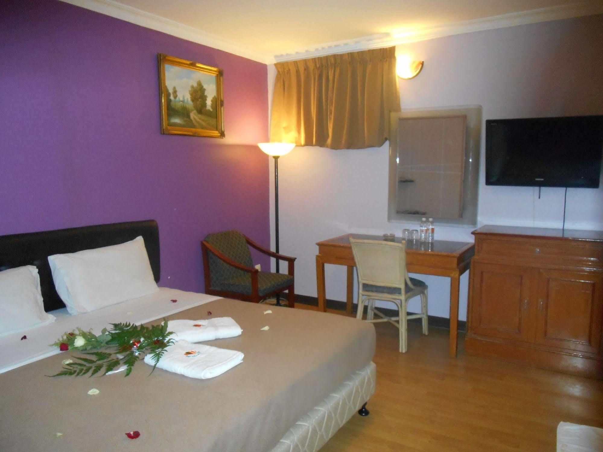 Sai Villa Hotel Near Klia & Klia2 Nilai Εξωτερικό φωτογραφία