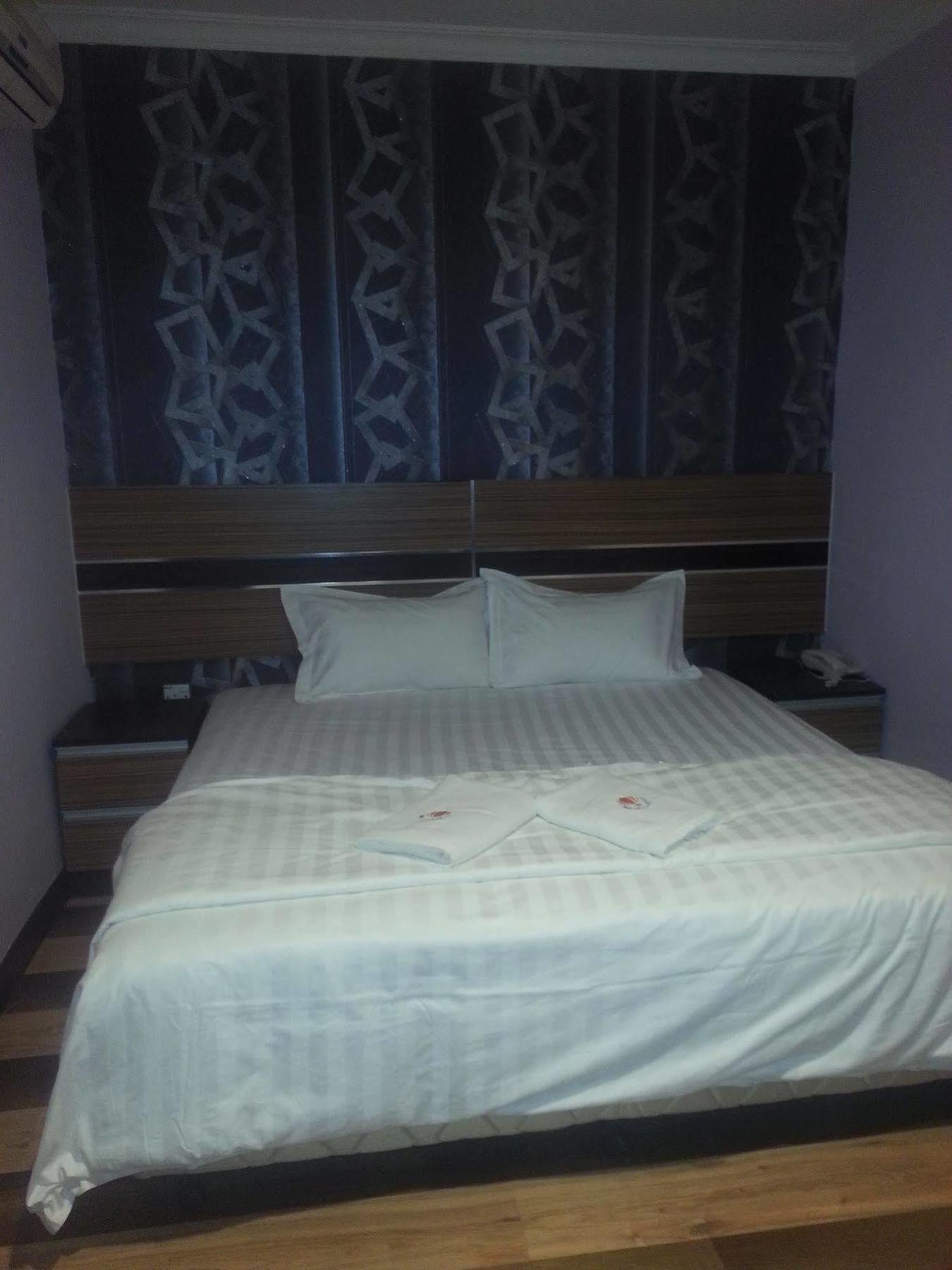 Sai Villa Hotel Near Klia & Klia2 Nilai Εξωτερικό φωτογραφία