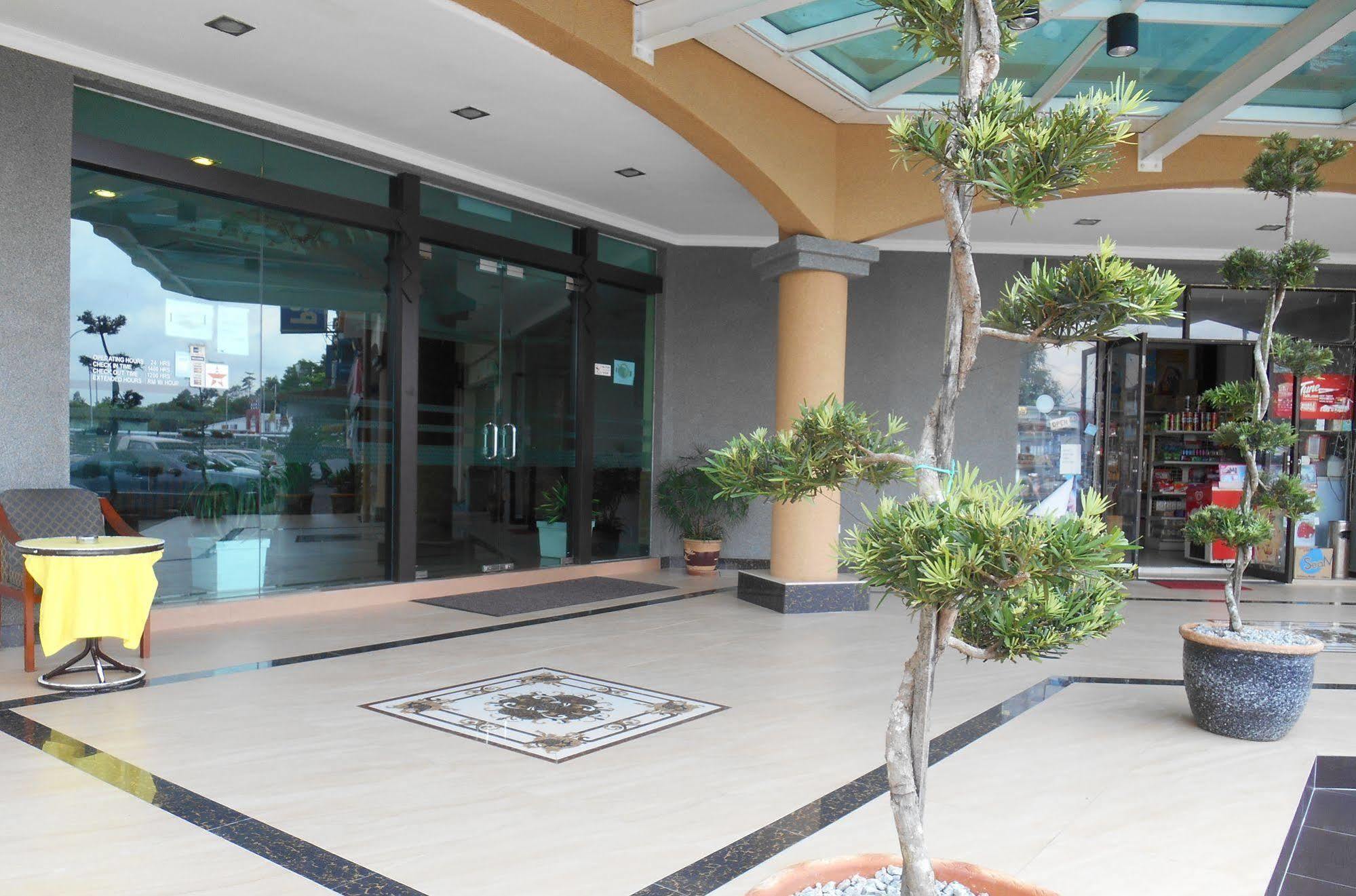 Sai Villa Hotel Near Klia & Klia2 Nilai Εξωτερικό φωτογραφία