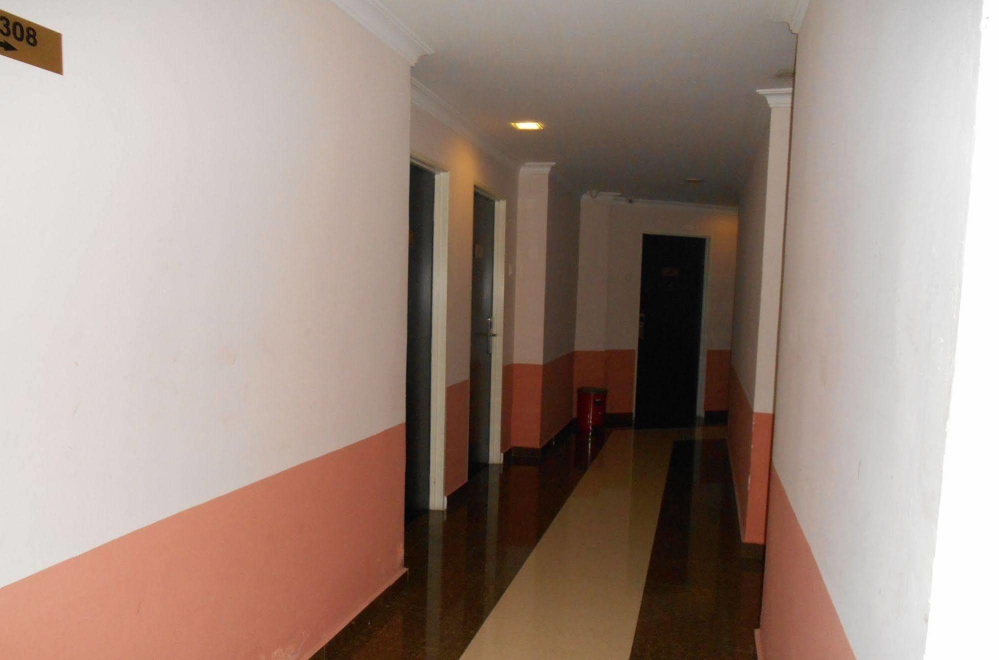 Sai Villa Hotel Near Klia & Klia2 Nilai Εξωτερικό φωτογραφία